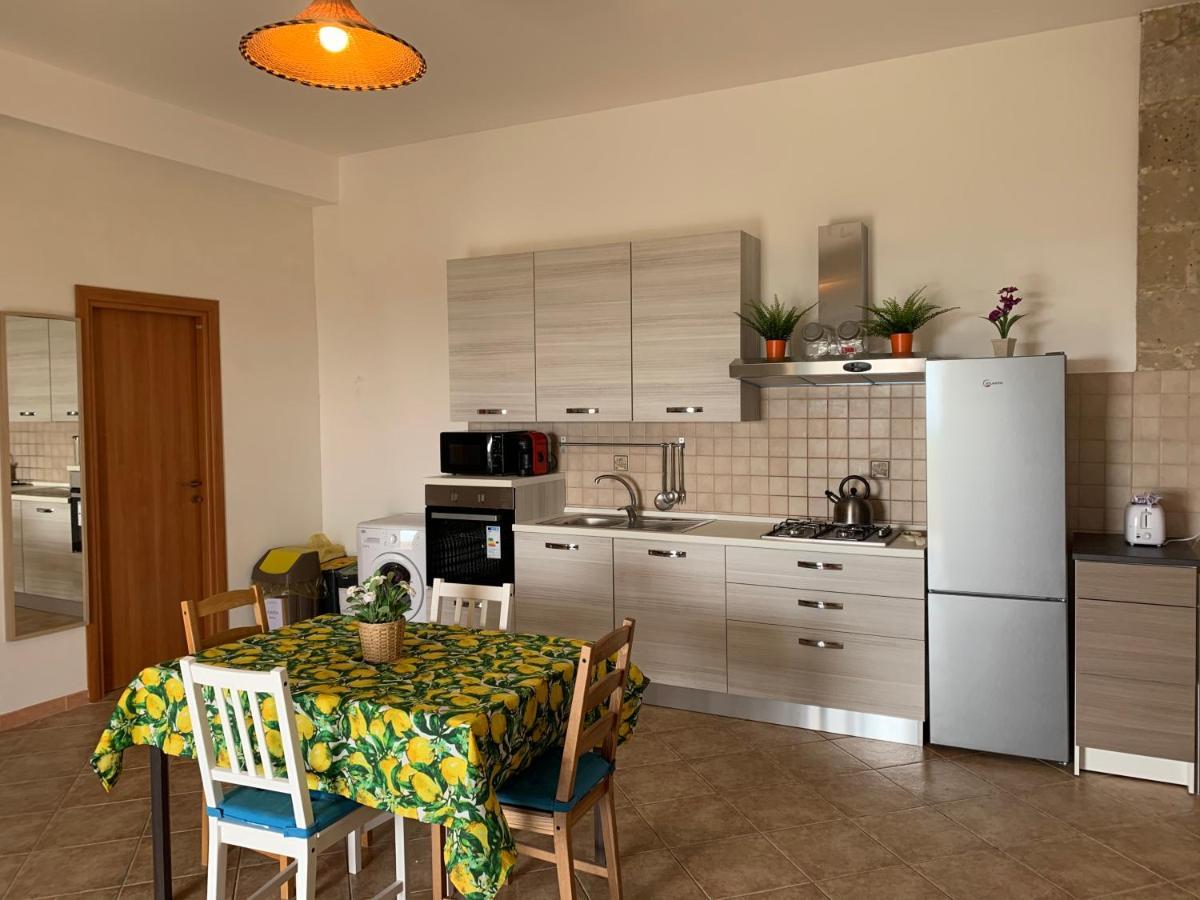 Agriturismoeloropizzuta Lido di Noto Bagian luar foto