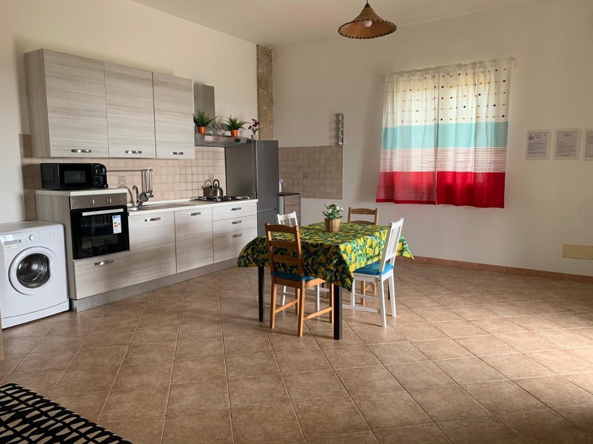 Agriturismoeloropizzuta Lido di Noto Bagian luar foto