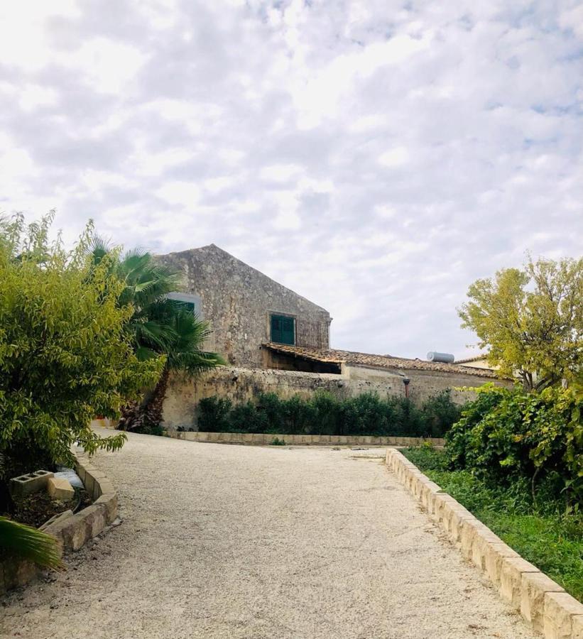 Agriturismoeloropizzuta Lido di Noto Bagian luar foto