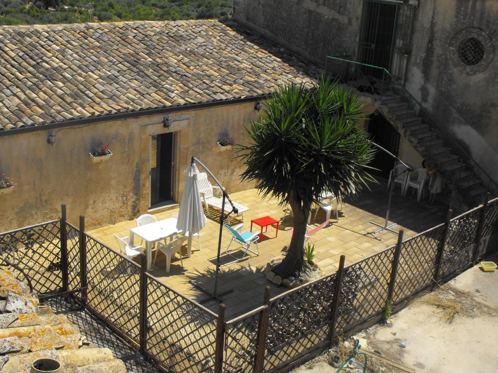 Agriturismoeloropizzuta Lido di Noto Ruang foto