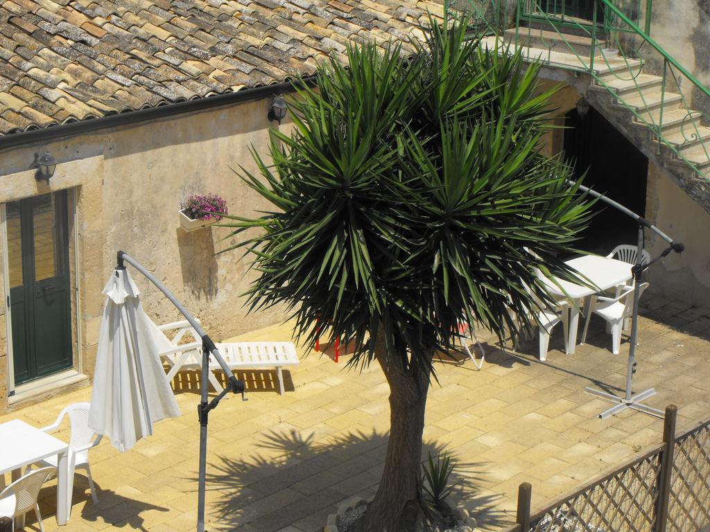 Agriturismoeloropizzuta Lido di Noto Ruang foto