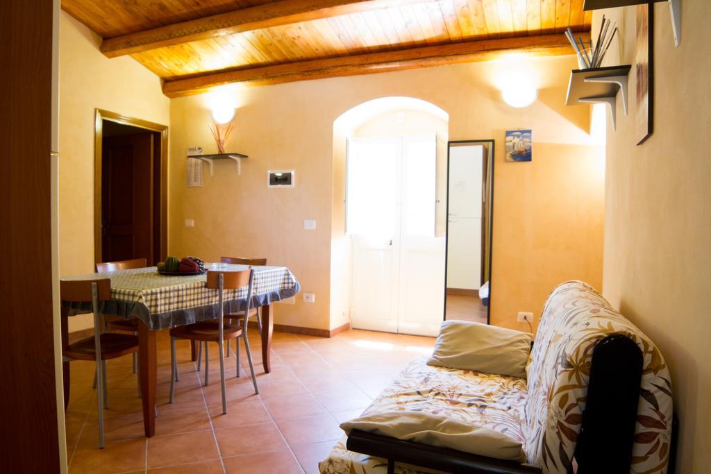 Agriturismoeloropizzuta Lido di Noto Bagian luar foto