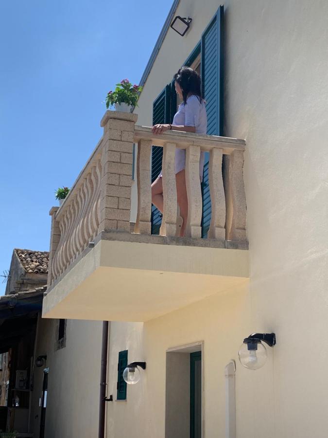 Agriturismoeloropizzuta Lido di Noto Bagian luar foto